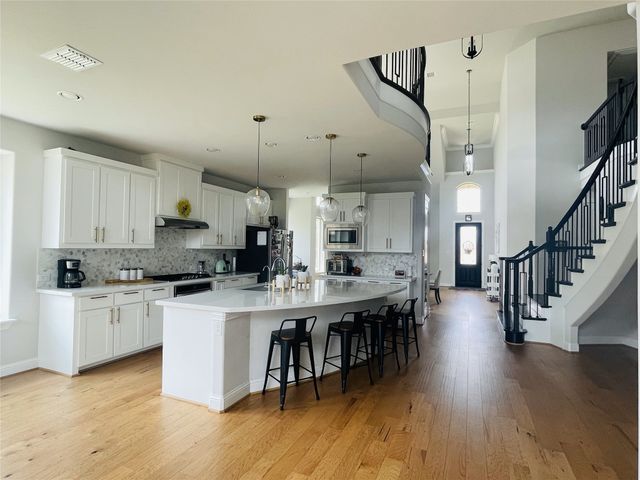 305 Cypress Hill Drive, Little Elm, TX 75068