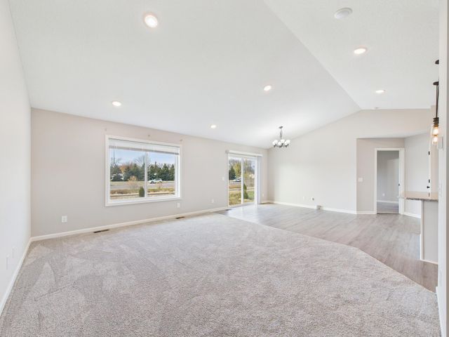 17775 Empire Trail, Lakeville, MN 55044