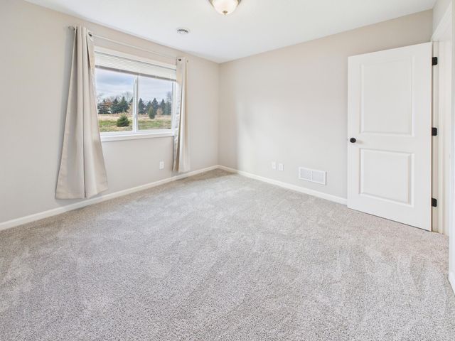 17775 Empire Trail, Lakeville, MN 55044