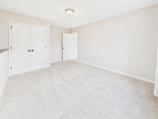 17775 Empire Trail, Lakeville, MN 55044