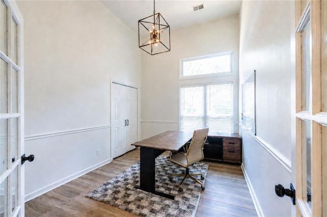 105 River Terrace Point, Roswell, GA 30076
