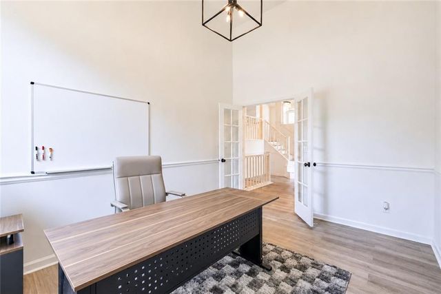 105 River Terrace Point, Roswell, GA 30076