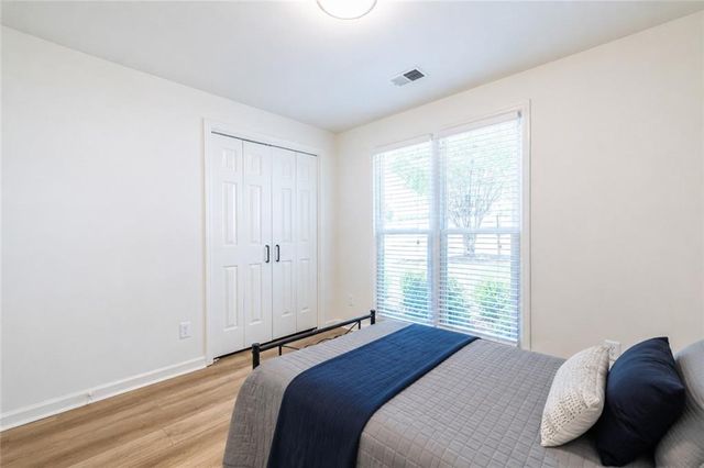 105 River Terrace Point, Roswell, GA 30076