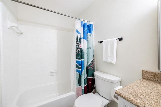 105 River Terrace Point, Roswell, GA 30076