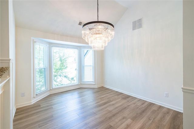 105 River Terrace Point, Roswell, GA 30076