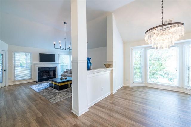 105 River Terrace Point, Roswell, GA 30076