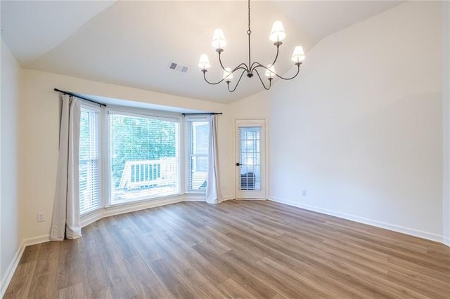105 River Terrace Point, Roswell, GA 30076