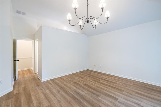 105 River Terrace Point, Roswell, GA 30076