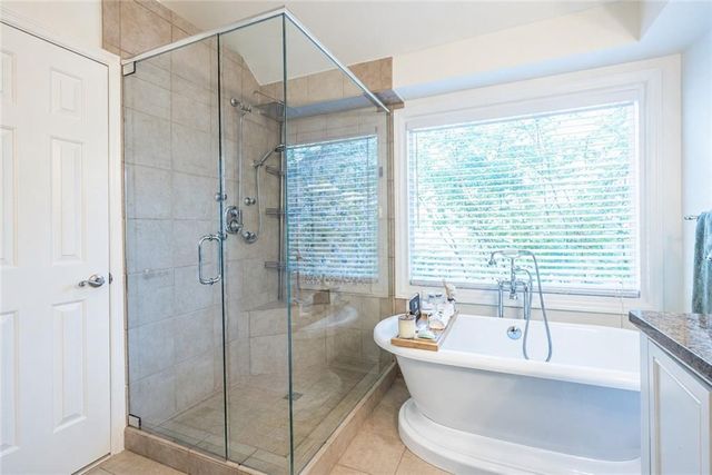 105 River Terrace Point, Roswell, GA 30076
