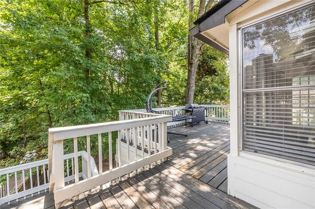 105 River Terrace Point, Roswell, GA 30076