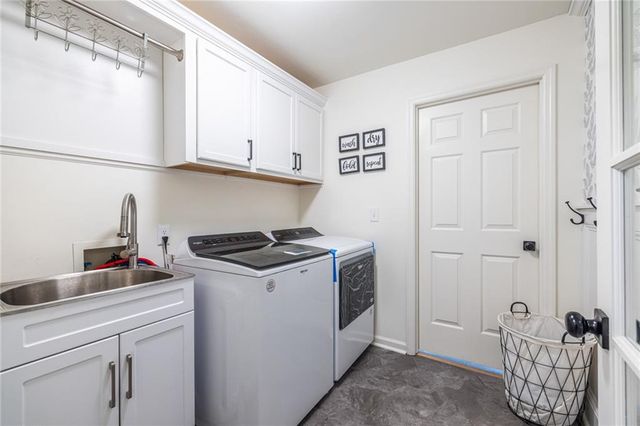 105 River Terrace Point, Roswell, GA 30076