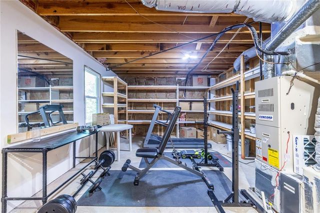 105 River Terrace Point, Roswell, GA 30076