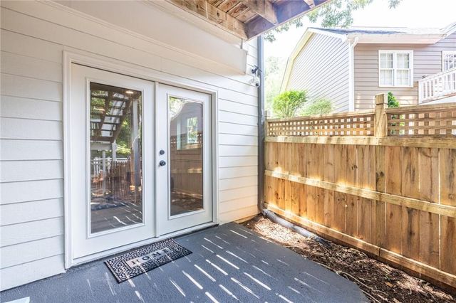105 River Terrace Point, Roswell, GA 30076
