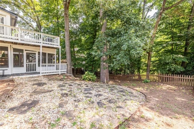 105 River Terrace Point, Roswell, GA 30076