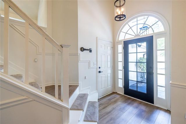 105 River Terrace Point, Roswell, GA 30076