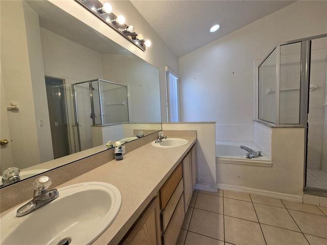 252 SADDLE RIDGE DRIVE, Davenport, FL 33896