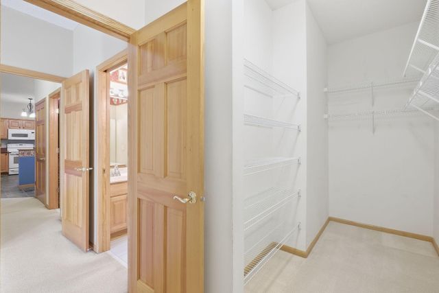 8500 Franlo Road 205, Eden Prairie, MN 55344
