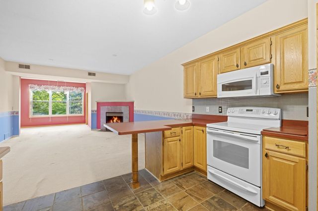 8500 Franlo Road 205, Eden Prairie, MN 55344
