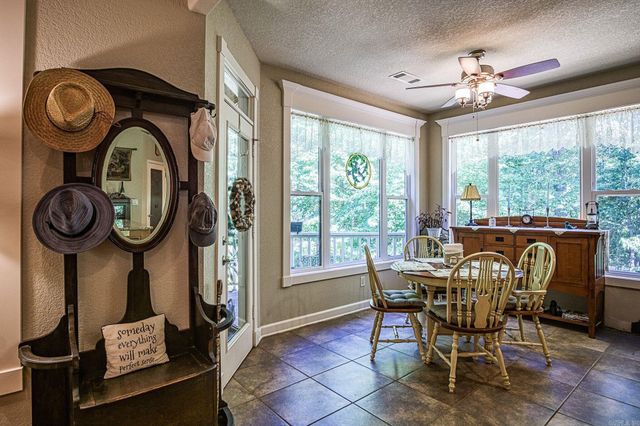 16 Sabiote Way, Hot Springs Village, AR 71909