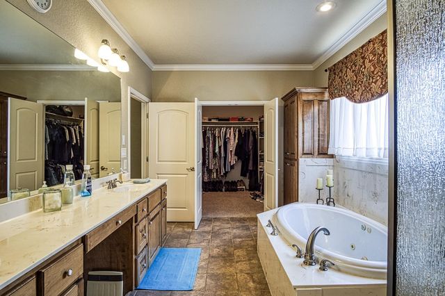 16 Sabiote Way, Hot Springs Village, AR 71909