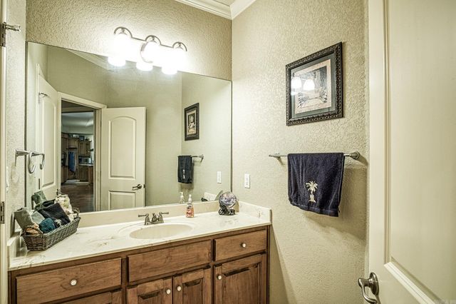 16 Sabiote Way, Hot Springs Village, AR 71909