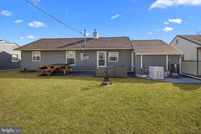 673 TRENTON RD, Fairless Hills, PA 19030