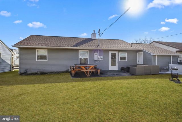 673 TRENTON RD, Fairless Hills, PA 19030