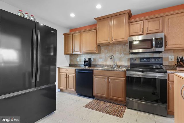 673 TRENTON RD, Fairless Hills, PA 19030