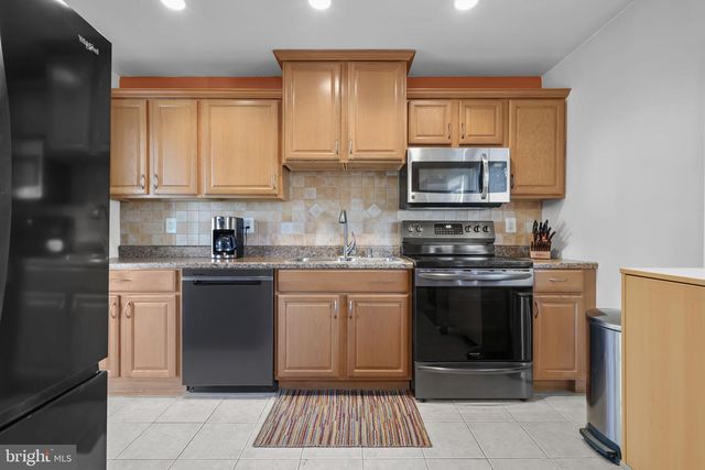 673 TRENTON RD, Fairless Hills, PA 19030