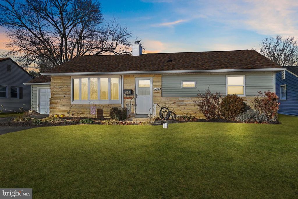 673 TRENTON RD, Fairless Hills, PA 19030