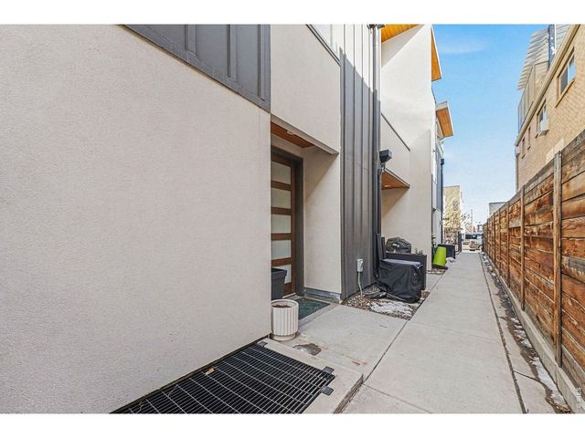 3123 Vallejo St, Denver, CO 80211