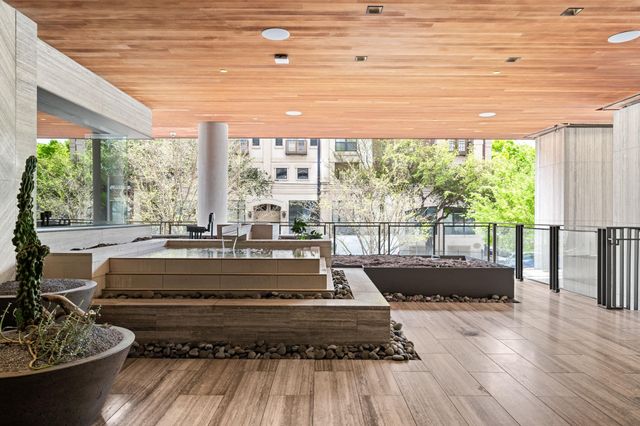 501 West Ave 1504, Austin, TX 78701