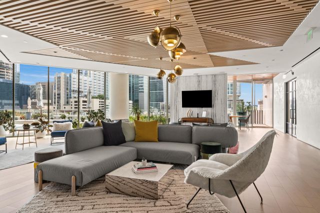 501 West Ave 1504, Austin, TX 78701