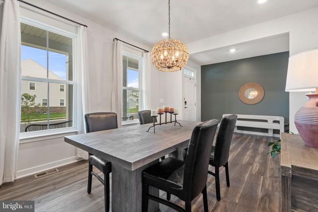 2114 WHITHORN HL, Jeffersonton, VA 22724