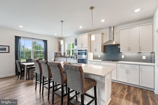 2114 WHITHORN HL, Jeffersonton, VA 22724