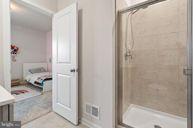 2114 WHITHORN HL, Jeffersonton, VA 22724