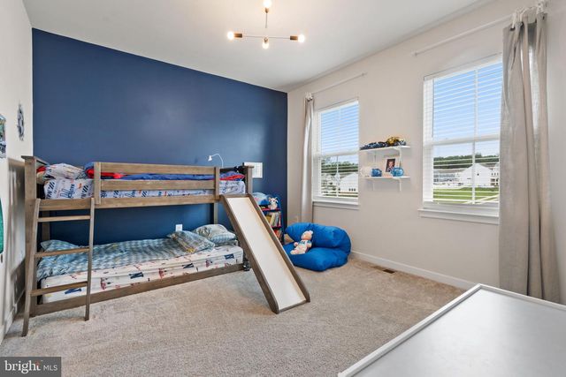 2114 WHITHORN HL, Jeffersonton, VA 22724