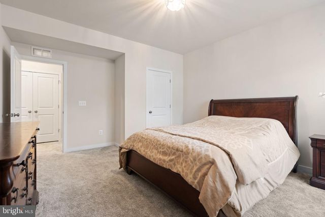 2114 WHITHORN HL, Jeffersonton, VA 22724