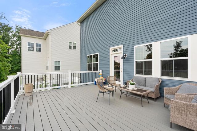 2114 WHITHORN HL, Jeffersonton, VA 22724