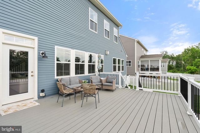 2114 WHITHORN HL, Jeffersonton, VA 22724