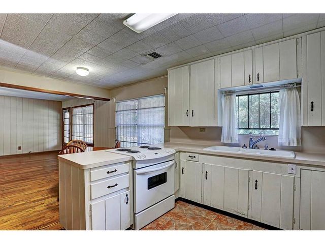 1522 Johanna Drive, Houston, TX 77055