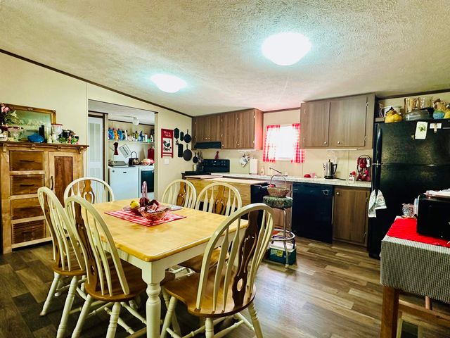 720 DANCER RD, Selmer, TN 38375