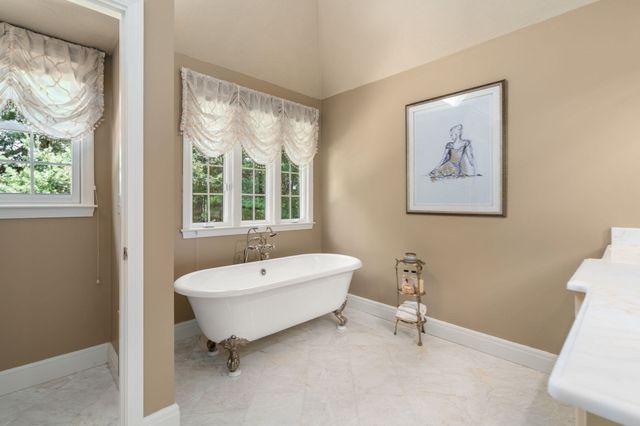 11 Brewer Drive, Westborough, MA 01581