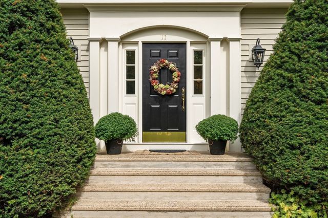 11 Brewer Drive, Westborough, MA 01581