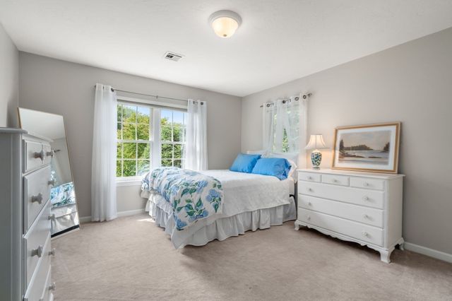 11 Brewer Drive, Westborough, MA 01581