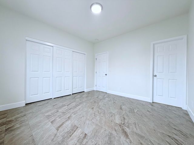 4330 E College Avenue, Visalia, CA 93292