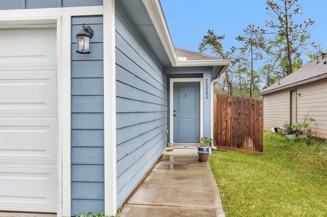 26698 Pools Creek Drive, Huntsville, TX 77320