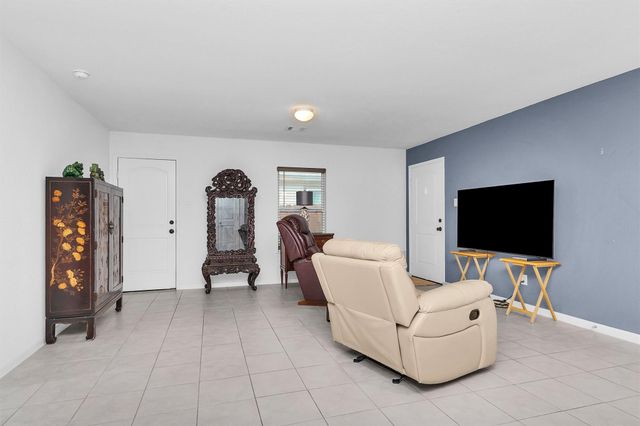 26698 Pools Creek Drive, Huntsville, TX 77320