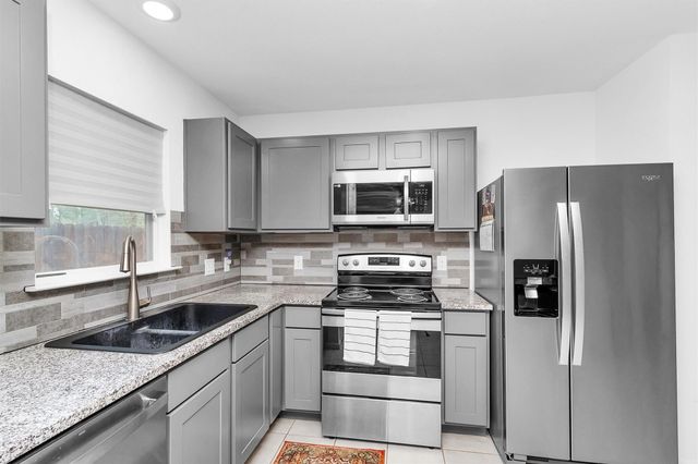 26698 Pools Creek Drive, Huntsville, TX 77320