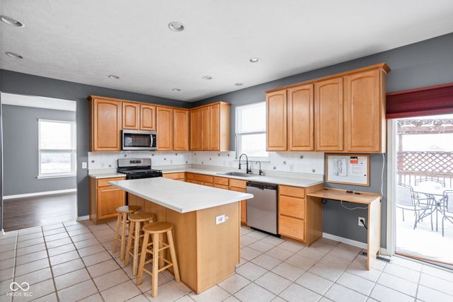 2048 Whitetail Court, Avon, IN 46123